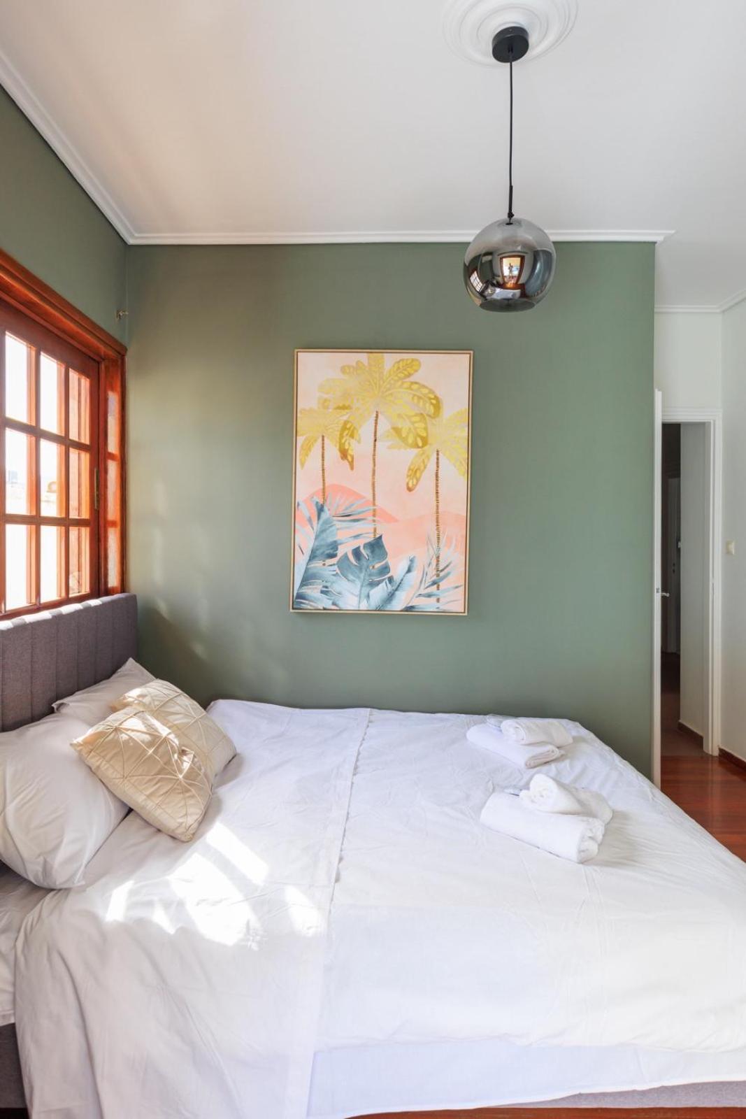 Aiolos Grand Super Lux Suite Kalamaki Alimos Near The Sea 아테네 외부 사진